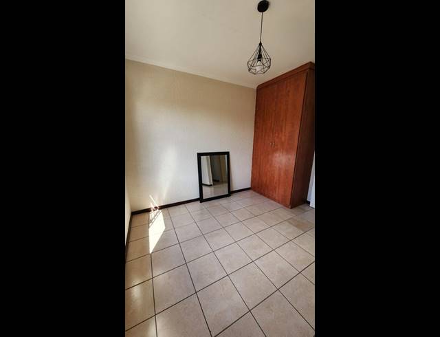 2 BEDROOM APARTMENT FOR SALE IN ROOSEVELT PARK